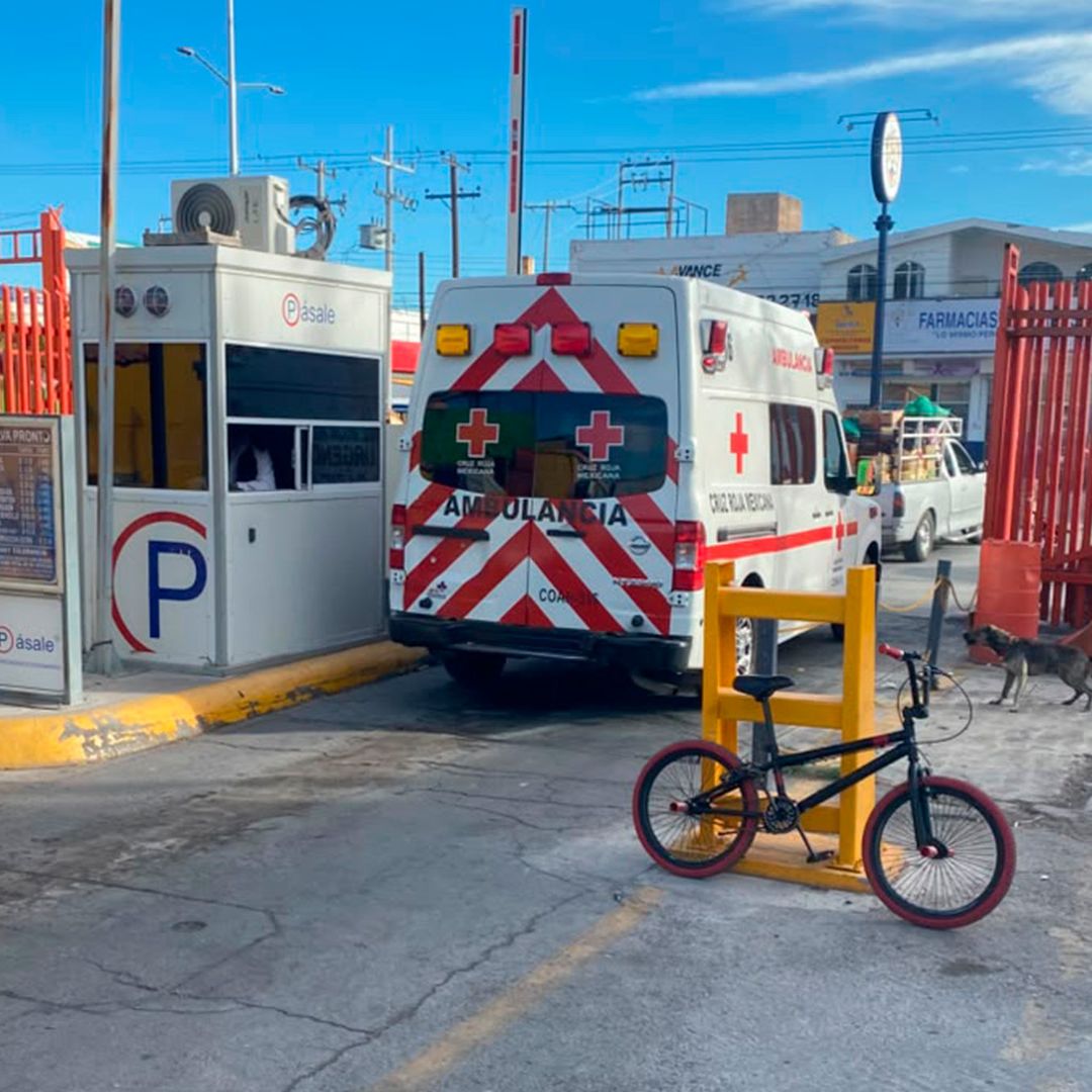 Joven Cae de Elevador en Central de Abastos en Torreón, Coahuila